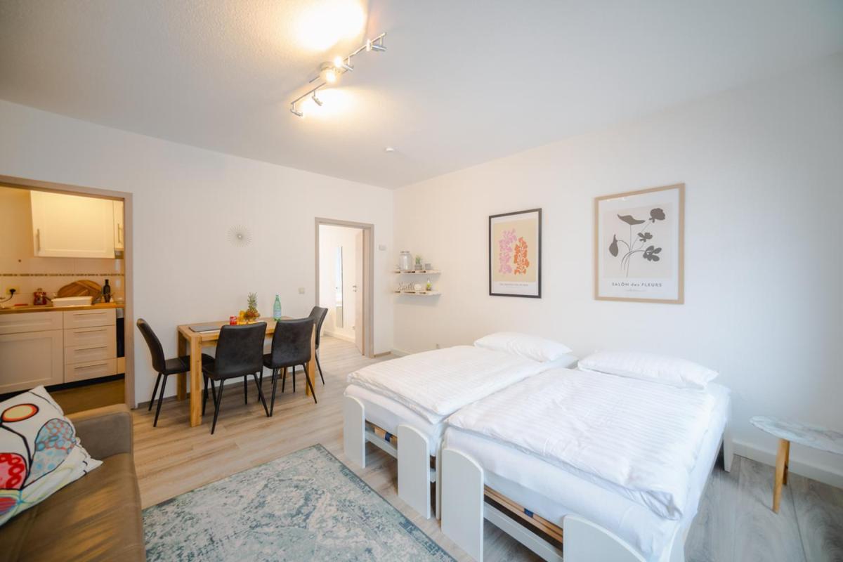 Ferienwohnung Laura In Gera Fuer Bis Zu 4 Personen - Neu Renoviert Extérieur photo