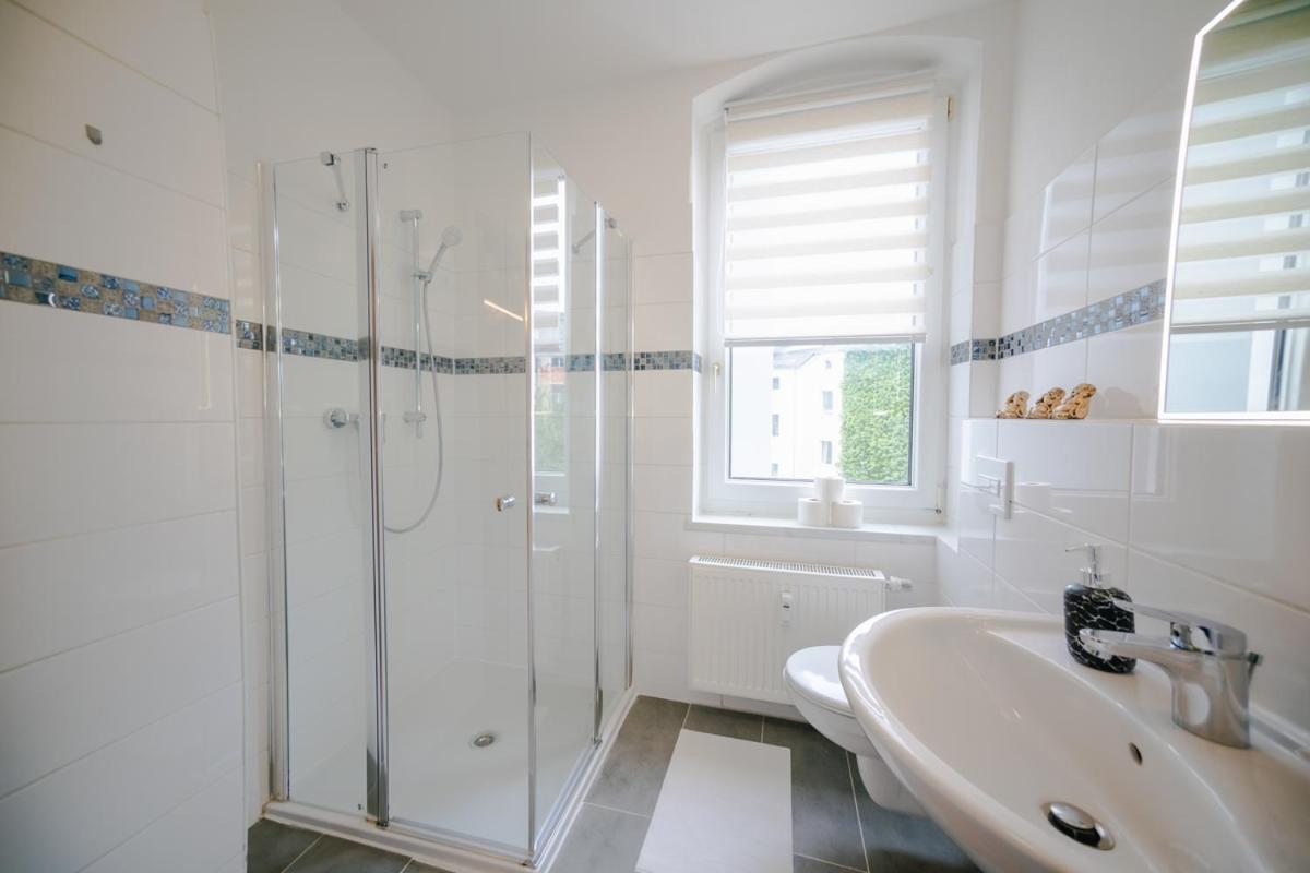 Ferienwohnung Laura In Gera Fuer Bis Zu 4 Personen - Neu Renoviert Extérieur photo