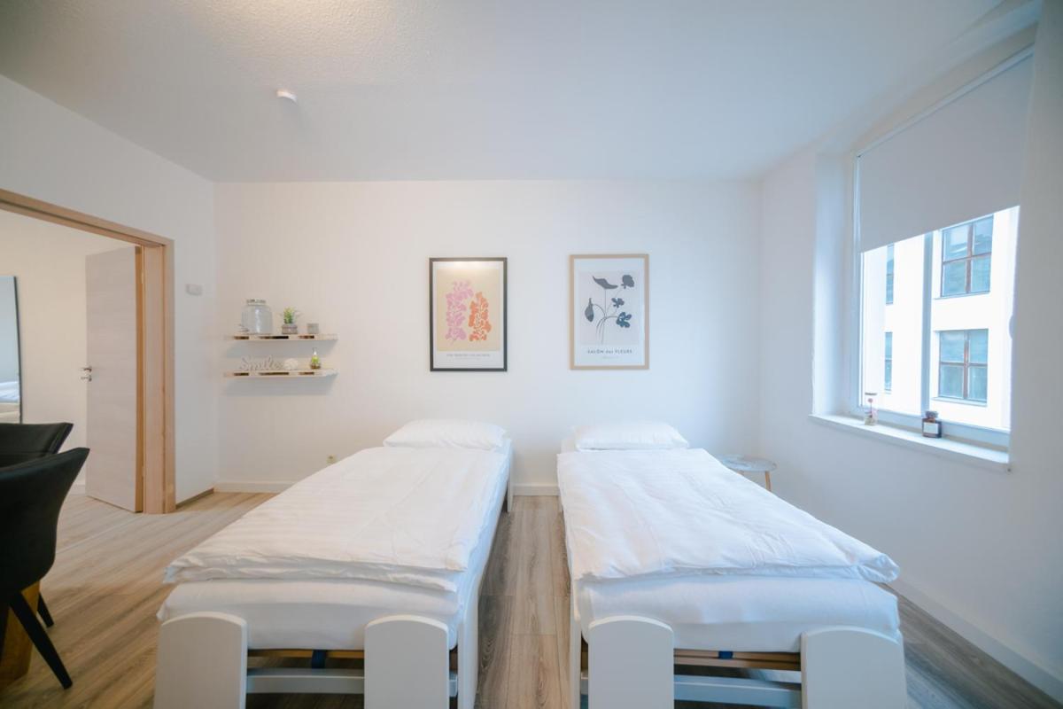Ferienwohnung Laura In Gera Fuer Bis Zu 4 Personen - Neu Renoviert Extérieur photo